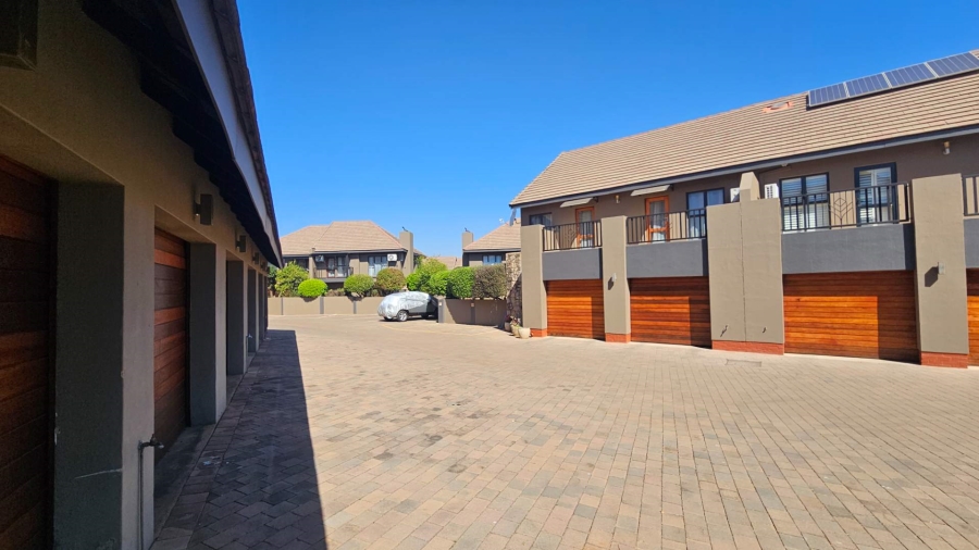 3 Bedroom Property for Sale in Melodie North West